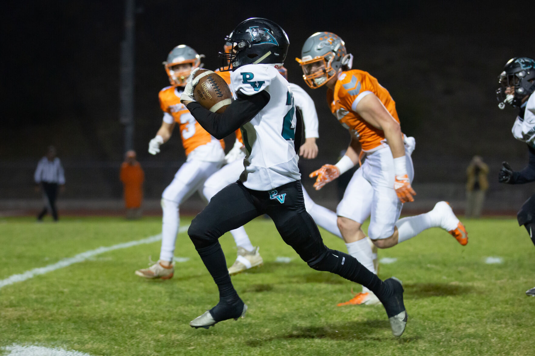 112522 Pioneer Atascadero Football 28.jpg